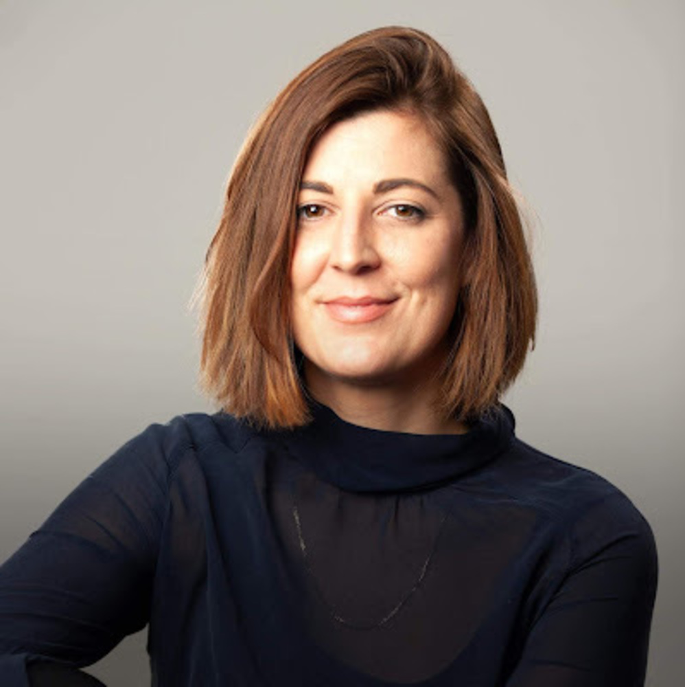 Meet your Posher, Charlotta